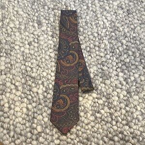 Brooks Brothers Navy Tie with Red and Gold Paisley